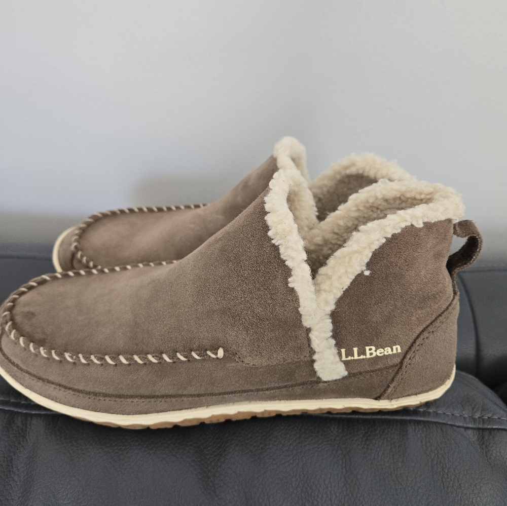 LL Bean Mountain Slippers sz 9